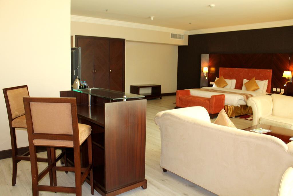 Amt Mena Aparthotel Ντόχα Εξωτερικό φωτογραφία