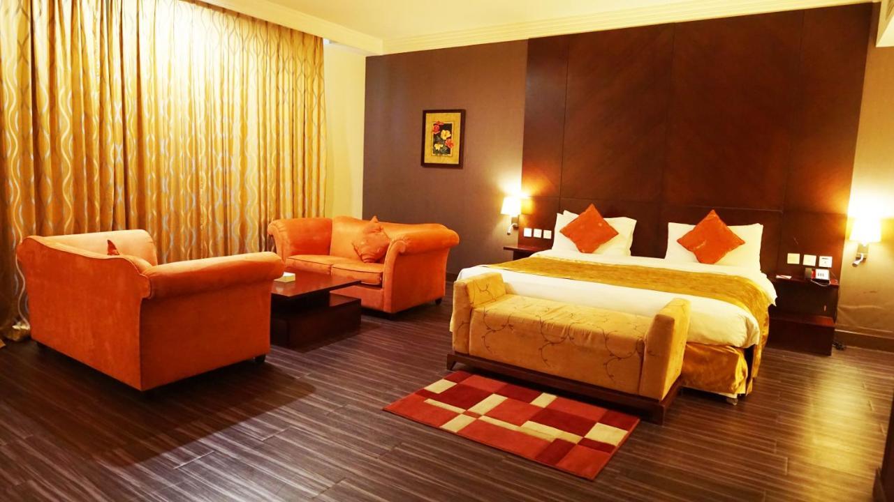 Amt Mena Aparthotel Ντόχα Εξωτερικό φωτογραφία